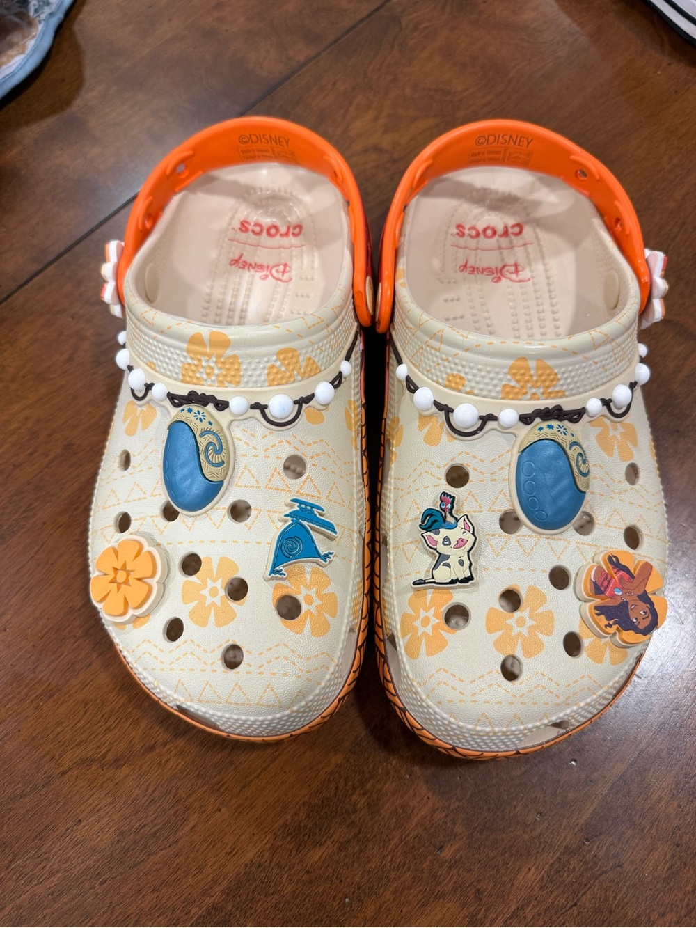 Disney x Crocs Moana Classic Clogs in men’s size 7/women’s size 9.
